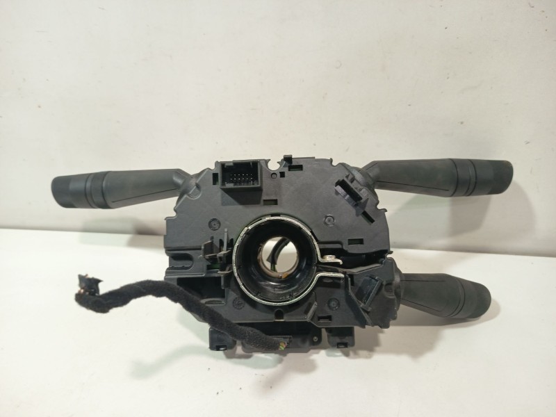 Recambio de mando multifuncion para fiat doblo autobús (263_) 1.6 d multijet (263axn1b) referencia OEM IAM 28575763  