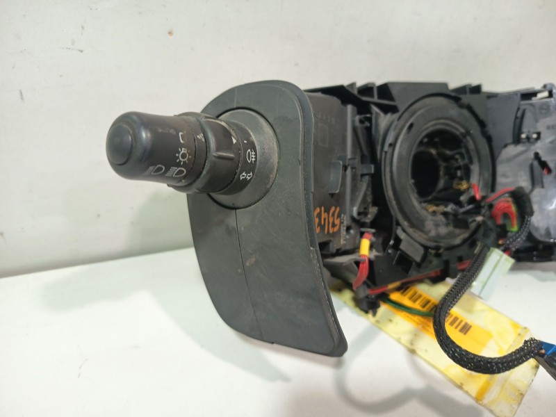 Recambio de mando multifuncion para renault kangoo express (fw0/1_) z.e. (fw0z, fw1z) referencia OEM IAM 255673618R  