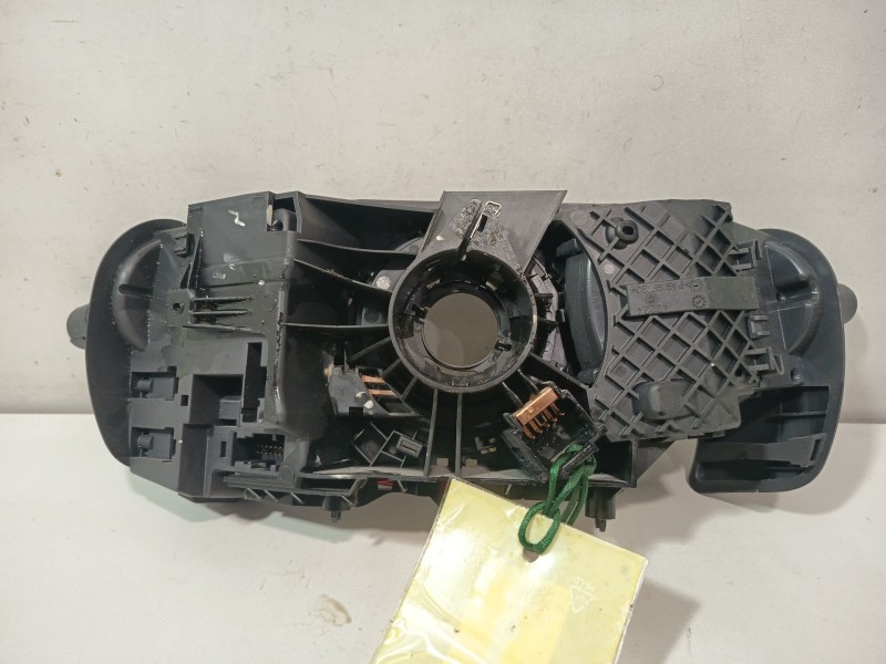 Recambio de mando multifuncion para renault kangoo express (fw0/1_) z.e. (fw0z, fw1z) referencia OEM IAM 255673618R  
