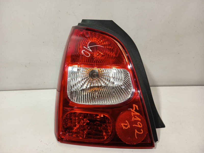 Recambio de piloto trasero izquierdo para renault twingo ii (cn0_) 1.5 dci (cn0e) referencia OEM IAM 8200387888  