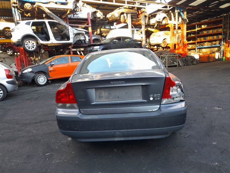 volvo s60 i (384) del año 2002