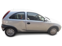 opel corsa c (x01) del año 2002
