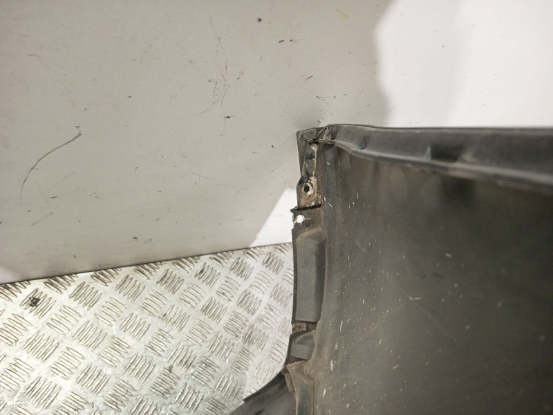 Recambio de paragolpes trasero para ford kuga i 2.0 tdci referencia OEM IAM 1721595  