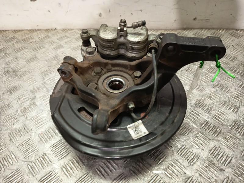 Recambio de mangueta delantera derecha para nissan nv200 / evalia autobús e-nv (me0m) referencia OEM IAM 400141KK0A  