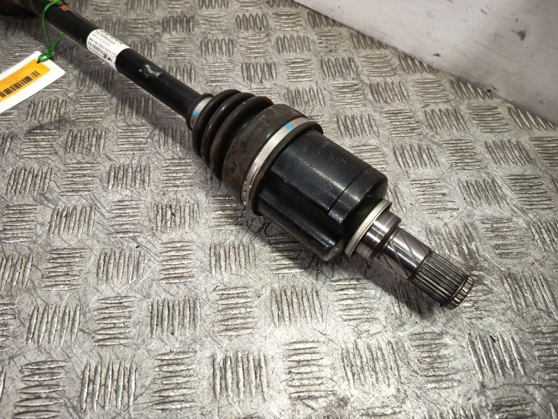 Recambio de transmision delantera izquierda para nissan nv200 / evalia autobús e-nv (me0m) referencia OEM IAM 391014FA1A  
