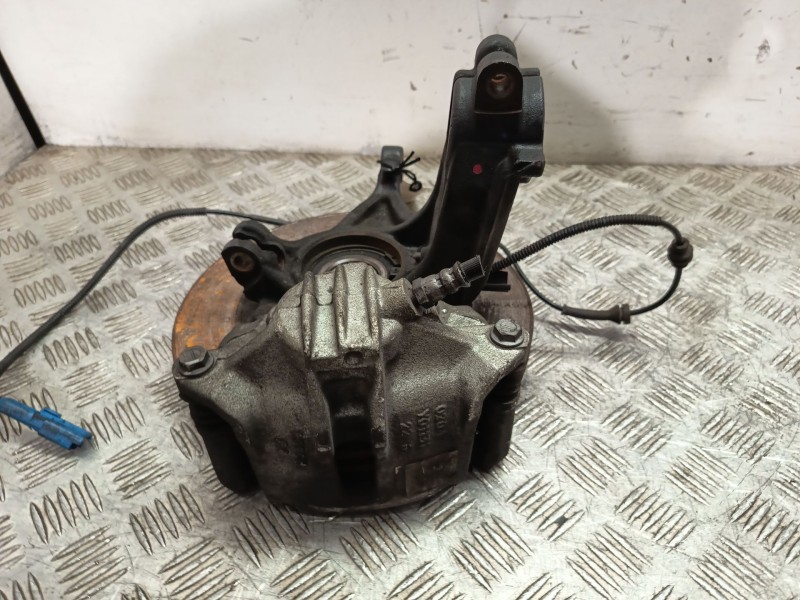 Recambio de mangueta delantera izquierda para citroën c3 ii (sc_) 1.2 vti 82 referencia OEM IAM 1607557480  