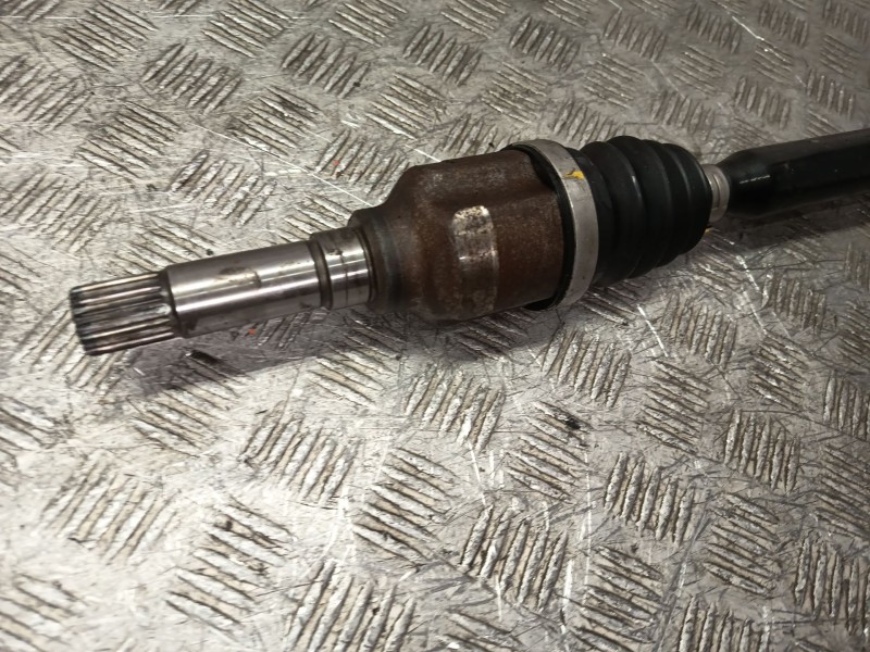 Recambio de transmision delantera derecha para citroën c3 ii (sc_) 1.2 vti 82 referencia OEM IAM 9801388680  