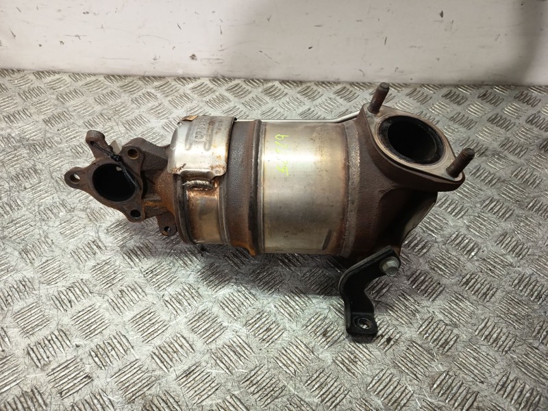 Recambio de catalizador para kia cee´d sportswagon (jd) 1.6 crdi 110 referencia OEM IAM 289902A690  