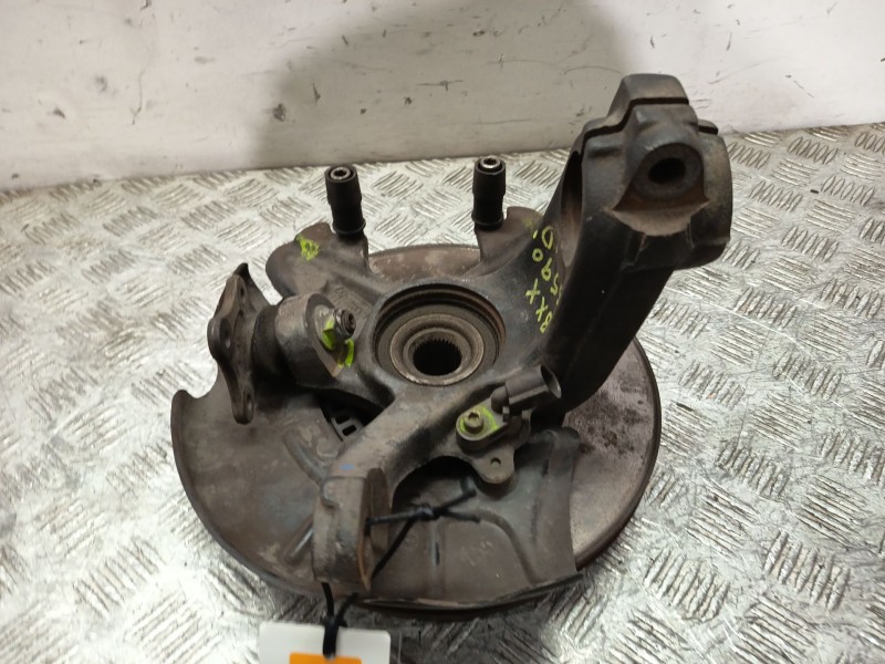 Recambio de mangueta delantera derecha para seat leon (1m1) 1.6 16 v referencia OEM IAM 1J0407256N  