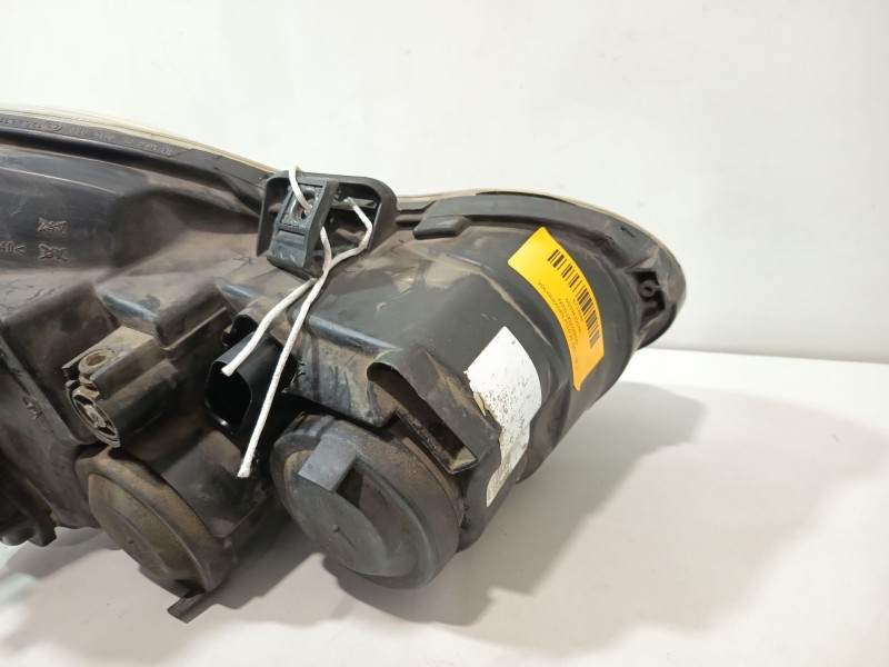 Recambio de faro izquierdo para volkswagen polo iv (9n_, 9a_) 1.4 16v referencia OEM IAM 6Q1941007M  