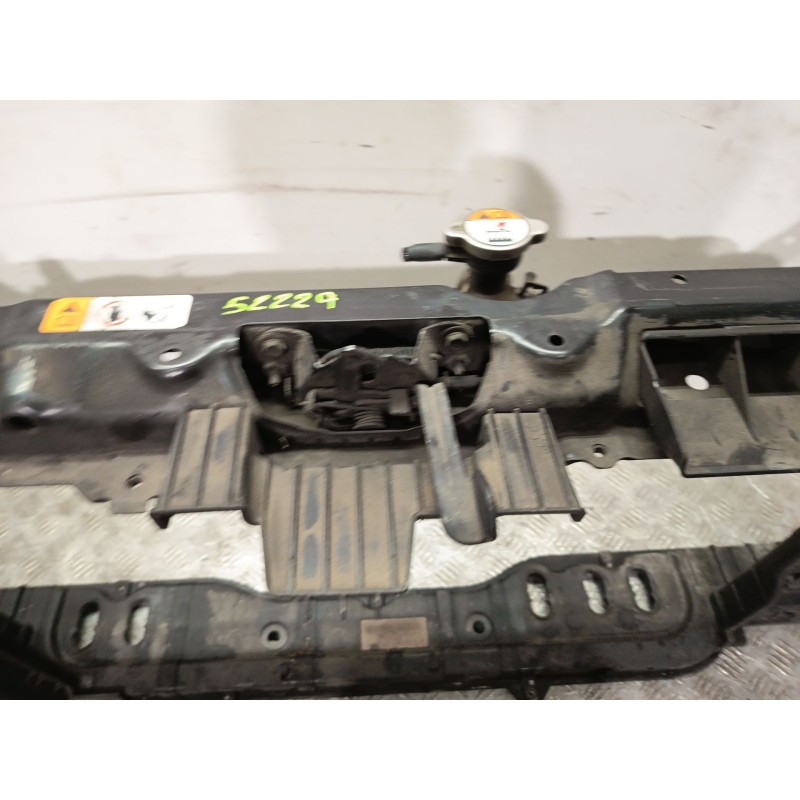 Recambio de panel frontal para kia cee´d sportswagon (jd) 1.6 crdi 110 referencia OEM IAM 64101A2000  