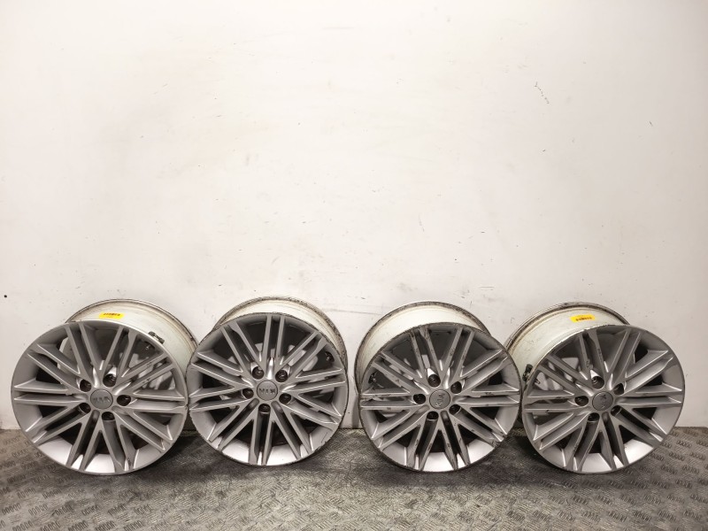 Recambio de juego llantas para kia carens iv 1.6 gdi referencia OEM IAM 52910A4750 7.0JX17 