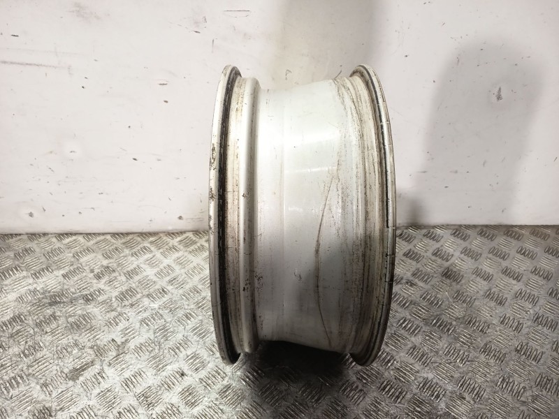 Recambio de juego llantas para kia carens iv 1.6 gdi referencia OEM IAM 52910A4750 7.0JX17 