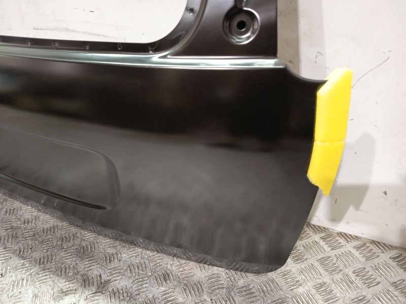 Recambio de porton trasero para peugeot 206 sw xs referencia OEM IAM 8701R3  