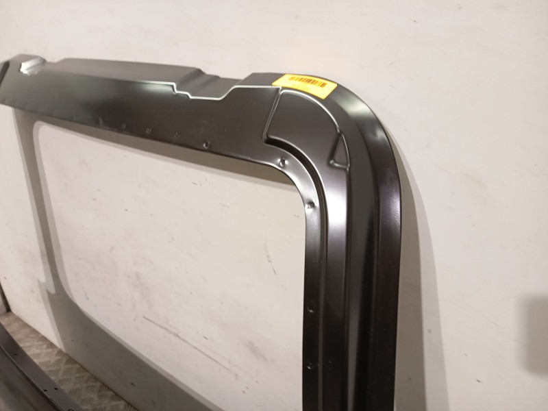 Recambio de porton trasero para peugeot 206 sw xs referencia OEM IAM 8701R3  