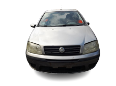 fiat punto (188_) del año 2004 2