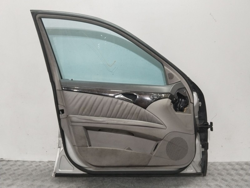 Recambio de puerta delantera izquierda para mercedes-benz clase e (w211) e 320 cdi (211.026) referencia OEM IAM A2117201305  