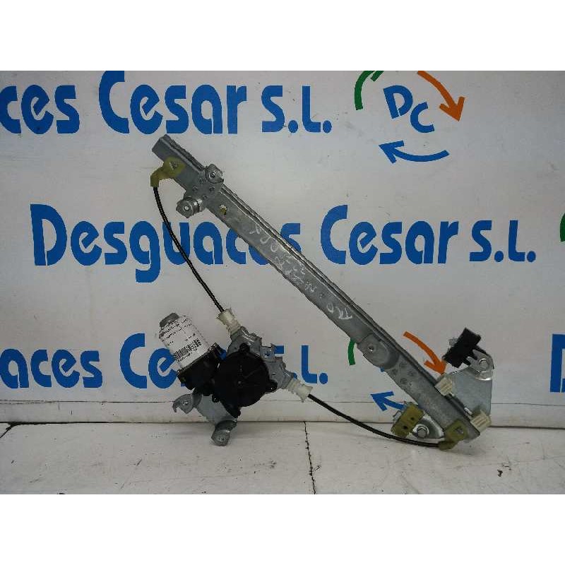ELEVALUNAS TRASERO DERECHO 82700AV610 ELECTRICO 2 PINES - imagen 1