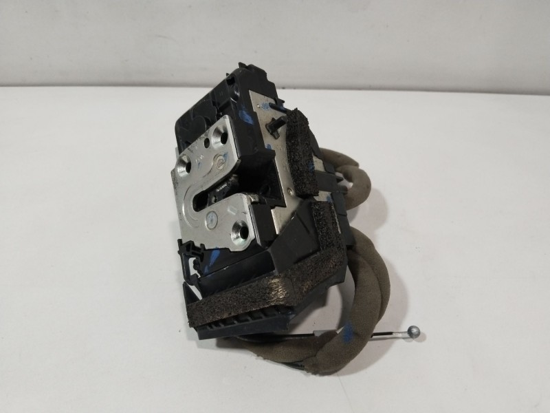 Recambio de cerradura puerta delantera derecha para nissan qashqai ii (j11, j11_) 1.5 dci referencia OEM IAM 805004EA2A  