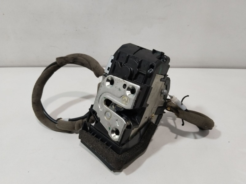 Recambio de cerradura puerta trasera derecha para nissan qashqai ii (j11, j11_) 1.5 dci referencia OEM IAM 825004EA2A  