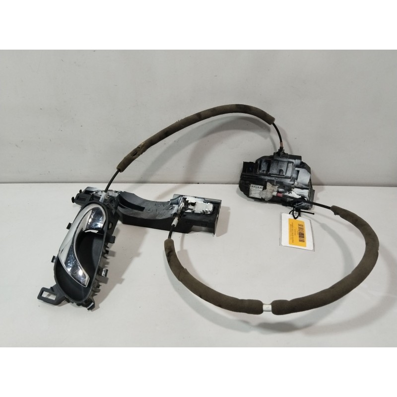 Recambio de cerradura puerta trasera izquierda para nissan qashqai ii (j11, j11_) 1.5 dci referencia OEM IAM 825014EA2A  