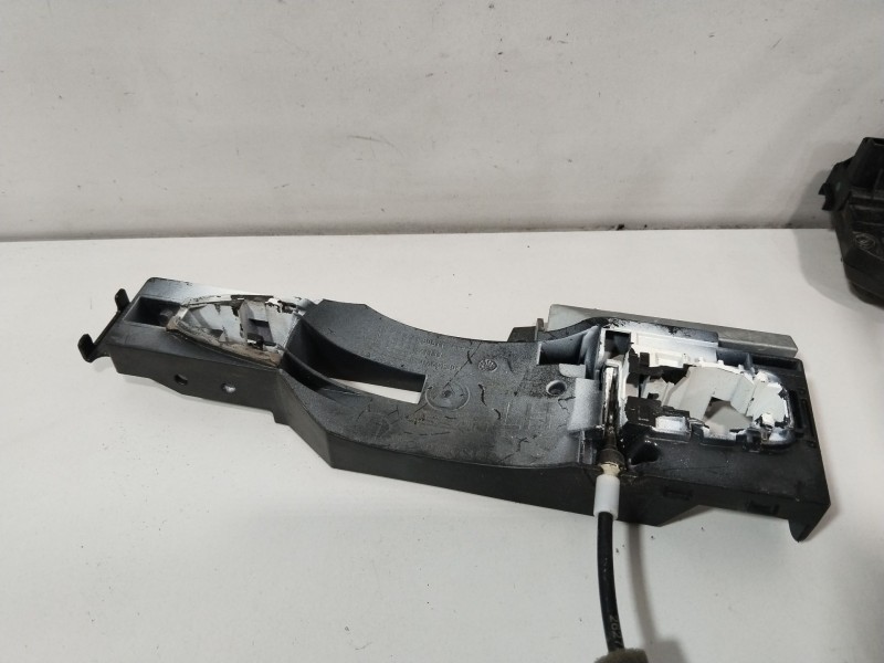 Recambio de cerradura puerta trasera izquierda para nissan qashqai ii (j11, j11_) 1.5 dci referencia OEM IAM 825014EA2A  