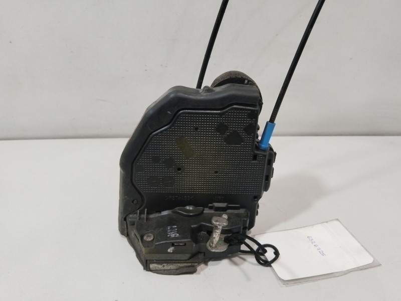 Recambio de cerradura puerta trasera derecha para toyota auris (_e15_) 2.0 d-4d (ade150_) referencia OEM IAM 6905002180  