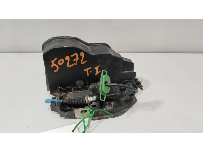 Recambio de cerradura puerta trasera izquierda para bmw x3 (e83) 3.0 i xdrive referencia OEM IAM 51227276673  