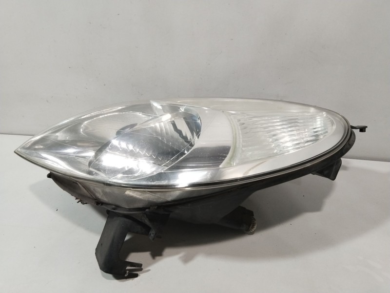 Recambio de faro izquierdo para citroën xsara picasso (n68) 1.6 hdi referencia OEM IAM 6204W0  