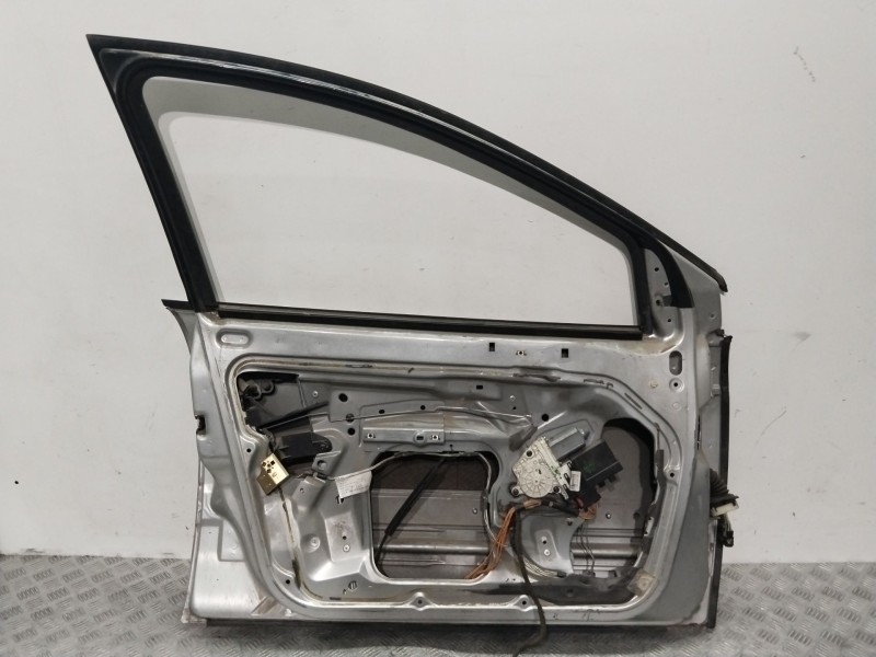 Recambio de puerta delantera izquierda para citroën c5 berlina referencia OEM IAM  PLATA 