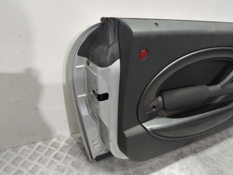 Recambio de puerta delantera izquierda para mini mini (r50, r53) cooper referencia OEM IAM 41515A2A3A1  