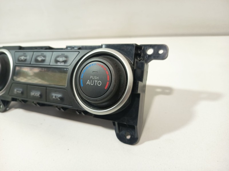 Recambio de mando climatizador para nissan nv200 / evalia autobús e-nv (me0m) referencia OEM IAM 275004FF0A  