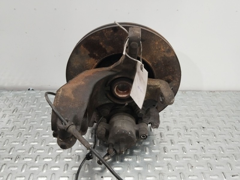 Recambio de mangueta delantera derecha para ford c-max (dm2) 1.6 tdci referencia OEM IAM 1477861  