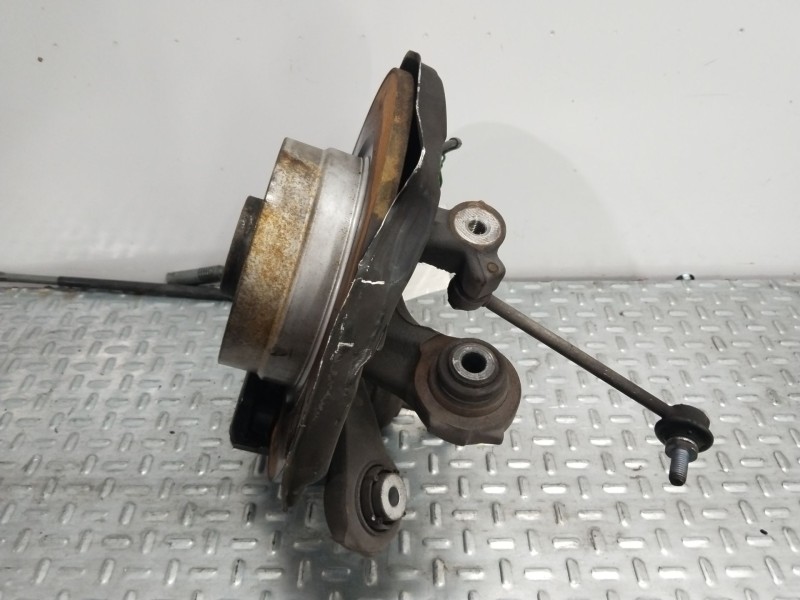 Recambio de mangueta trasera izquierda para bmw 1 (e87) 118 i referencia OEM IAM 33326774809  