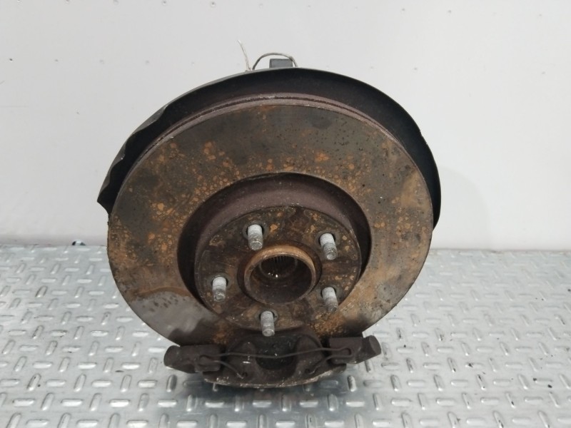 Recambio de mangueta delantera derecha para ford kuga i 2.0 tdci referencia OEM IAM 1674670  