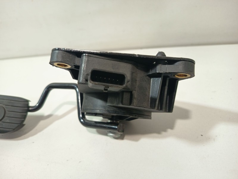 Recambio de pedal acelerador para nissan nv200 / evalia autobús e-nv (me0m) referencia OEM IAM 18002BJ91A  