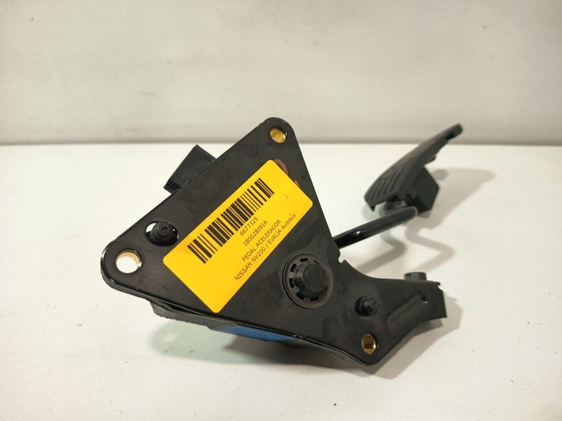 Recambio de pedal acelerador para nissan nv200 / evalia autobús e-nv (me0m) referencia OEM IAM 18002BJ91A  