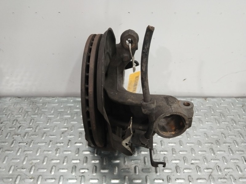 Recambio de mangueta delantera derecha para volkswagen polo iv (9n_, 9a_) 1.4 16v referencia OEM IAM 6Q0407256AC  