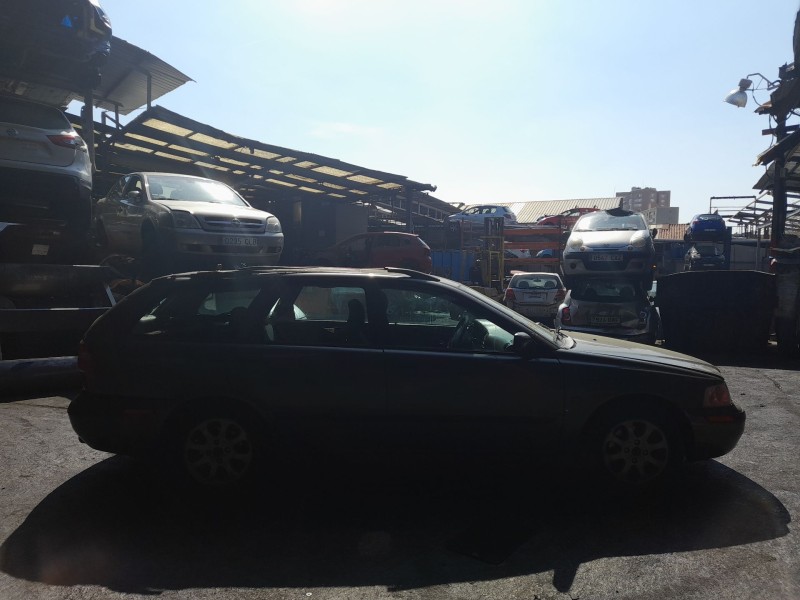 volvo v40 station wagon (645) del año 2005