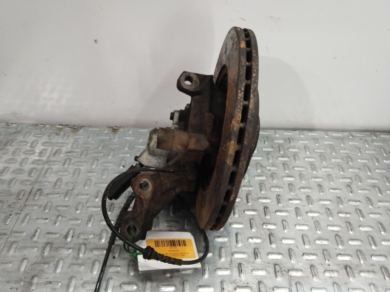 Recambio de mangueta delantera izquierda para renault twingo ii (cn0_) 1.5 dci (cn0e) referencia OEM IAM 8200663590  