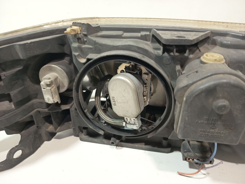 Recambio de faro izquierdo para renault laguna (b56) 2.0+ 16v rt referencia OEM IAM 8200163323  