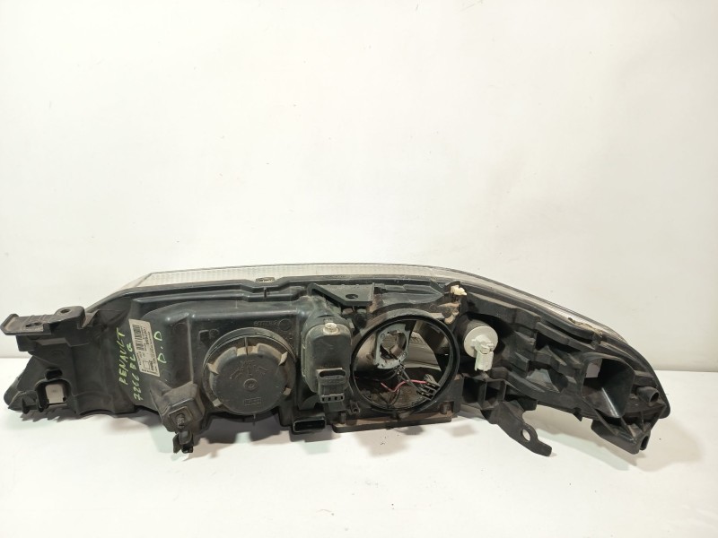 Recambio de faro derecho para renault laguna (b56) 1.6 16v rt referencia OEM IAM 7701047881 89005278 