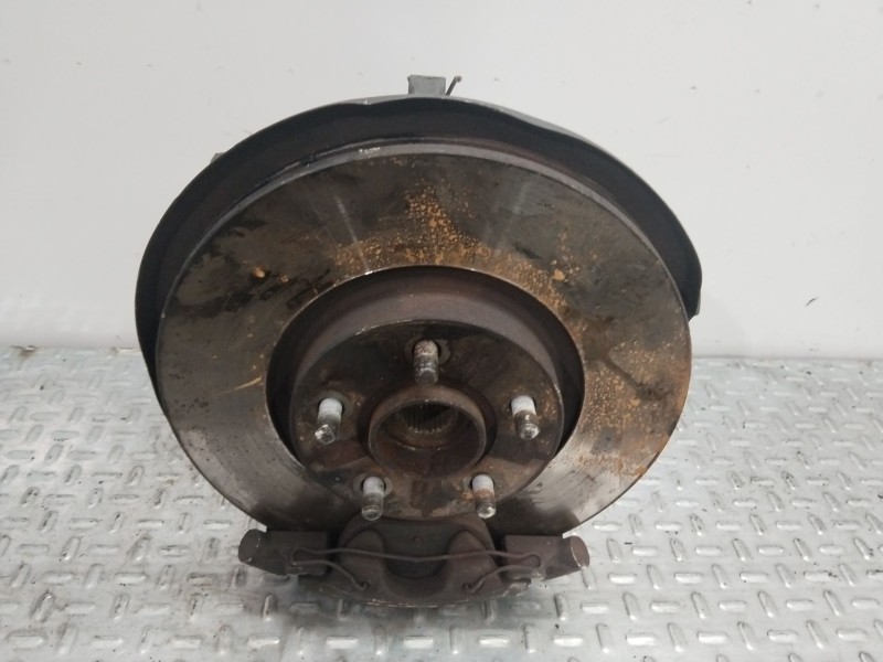 Recambio de mangueta delantera izquierda para ford kuga i 2.0 tdci referencia OEM IAM 1674671  