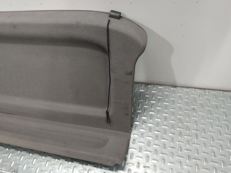 Recambio de bandeja trasera para mazda 323 f vi hatchback (bj) 2.0 td referencia OEM IAM B26H68310DFKZ  