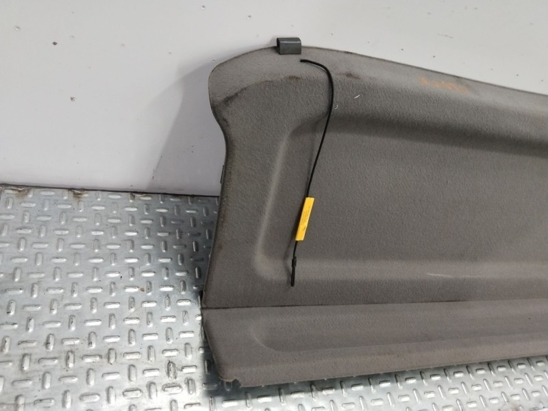 Recambio de bandeja trasera para mazda 323 f vi hatchback (bj) 2.0 td referencia OEM IAM B26H68310DFKZ  