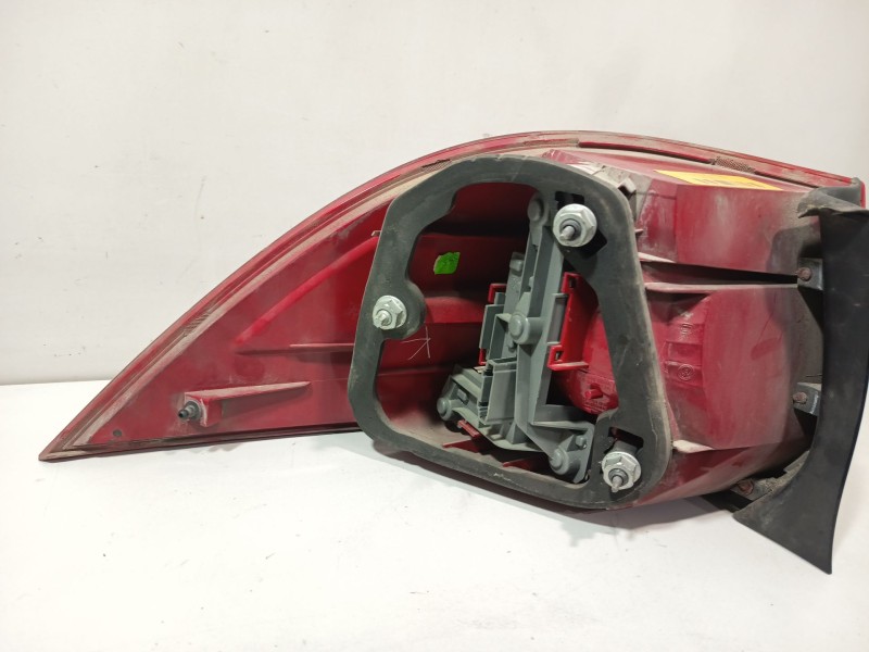 Recambio de piloto trasero derecho para volkswagen golf v (1k1) 1.4 tsi referencia OEM IAM 1K9945096C  