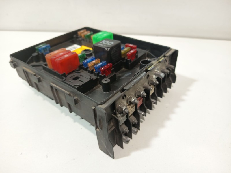 Recambio de caja reles / fusibles para volkswagen golf v (1k1) 1.4 tsi referencia OEM IAM 1K0937125A  
