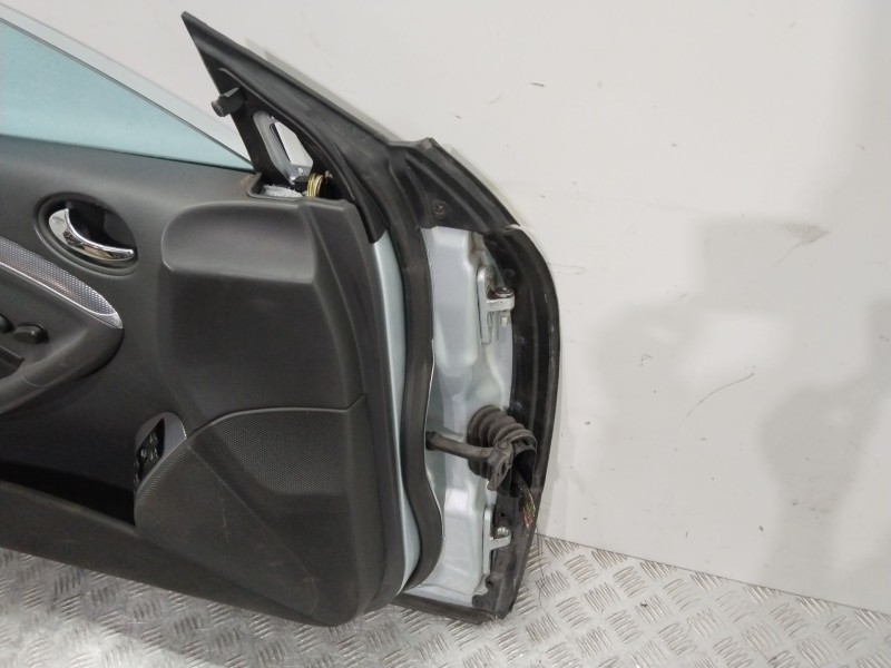 Recambio de puerta delantera izquierda para mercedes-benz clk (c209) clk 320 (209.365) referencia OEM IAM 209720010528  