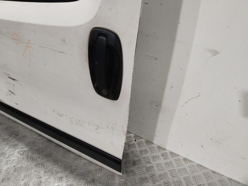 Recambio de puerta delantera izquierda para peugeot bipper (aa_) 1.3 hdi 75 referencia OEM IAM 1637832480  