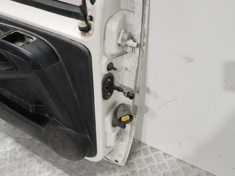 Recambio de puerta delantera izquierda para peugeot bipper (aa_) 1.3 hdi 75 referencia OEM IAM 1637832480  